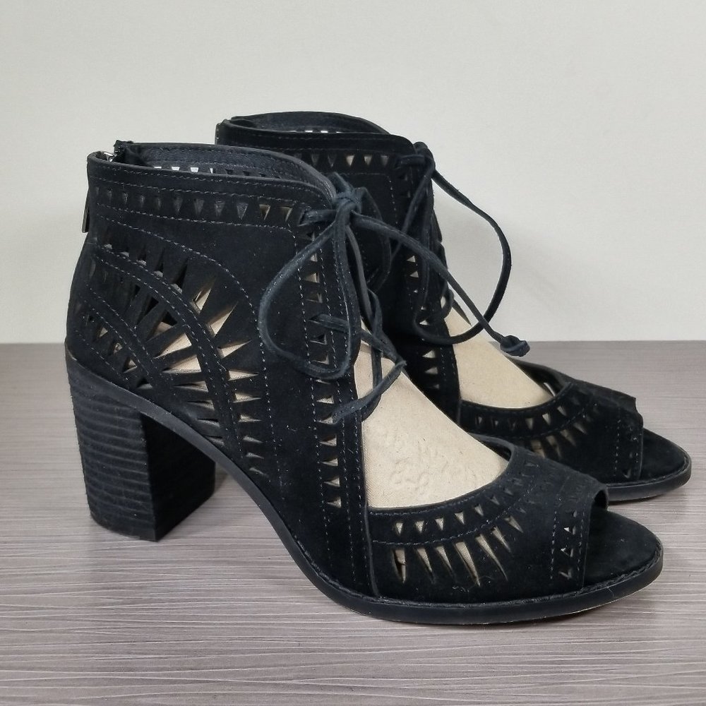Vince Camuto Tarita Cutout Lace-Up Sandal, Black Suede, Womens Size 7 M / 37